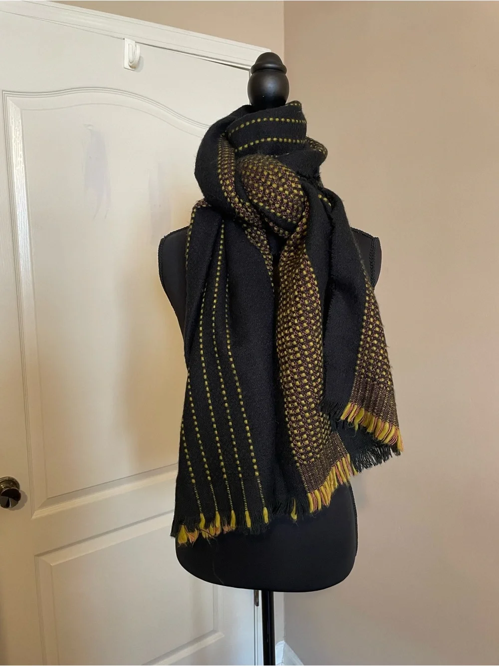 Marine Layer Oversized Blanket Scarf Black Chartreuse Woven Fringe Wrap  28x80